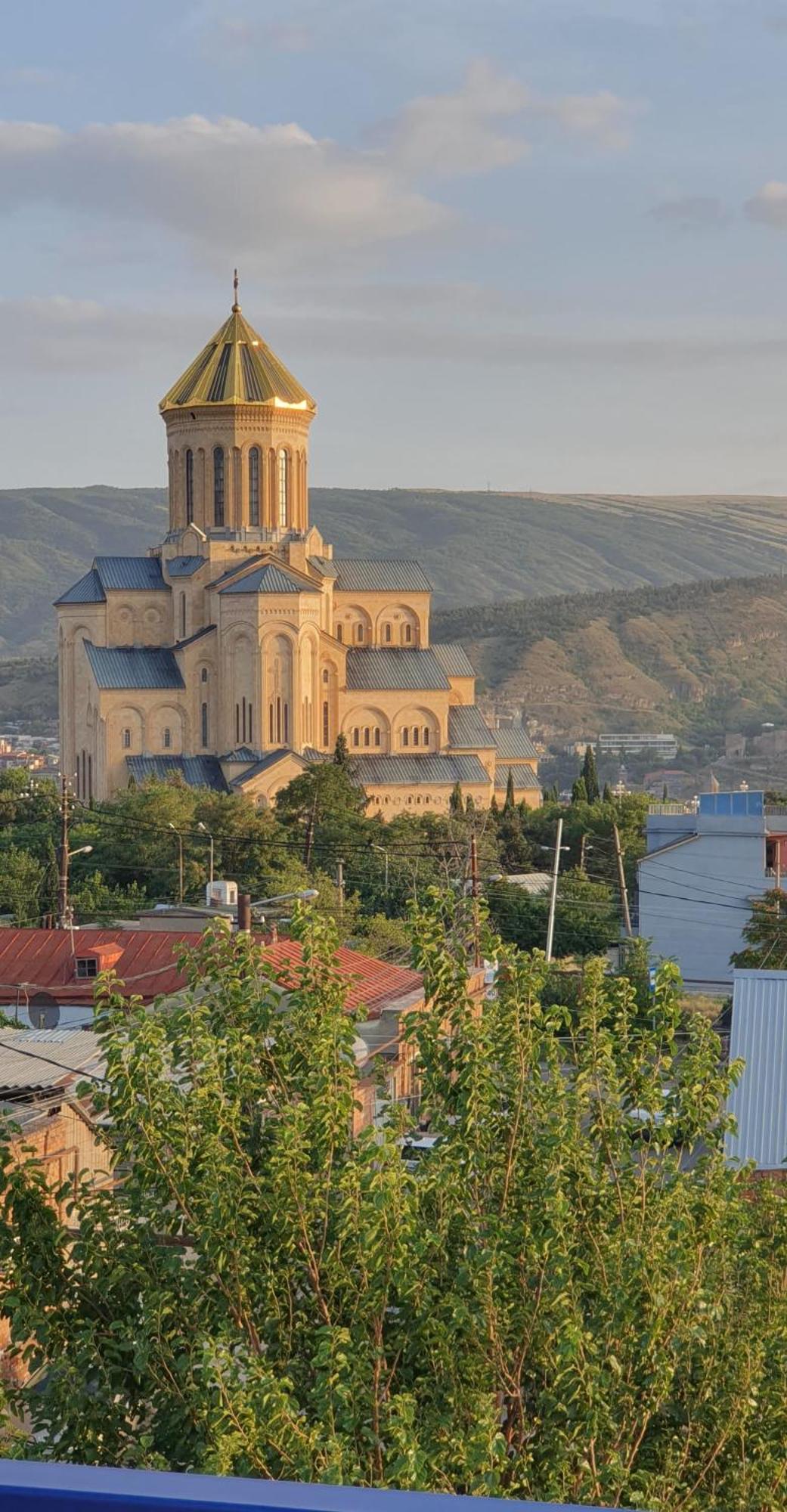 Hotel Hills In Old Tiflis Exterior foto
