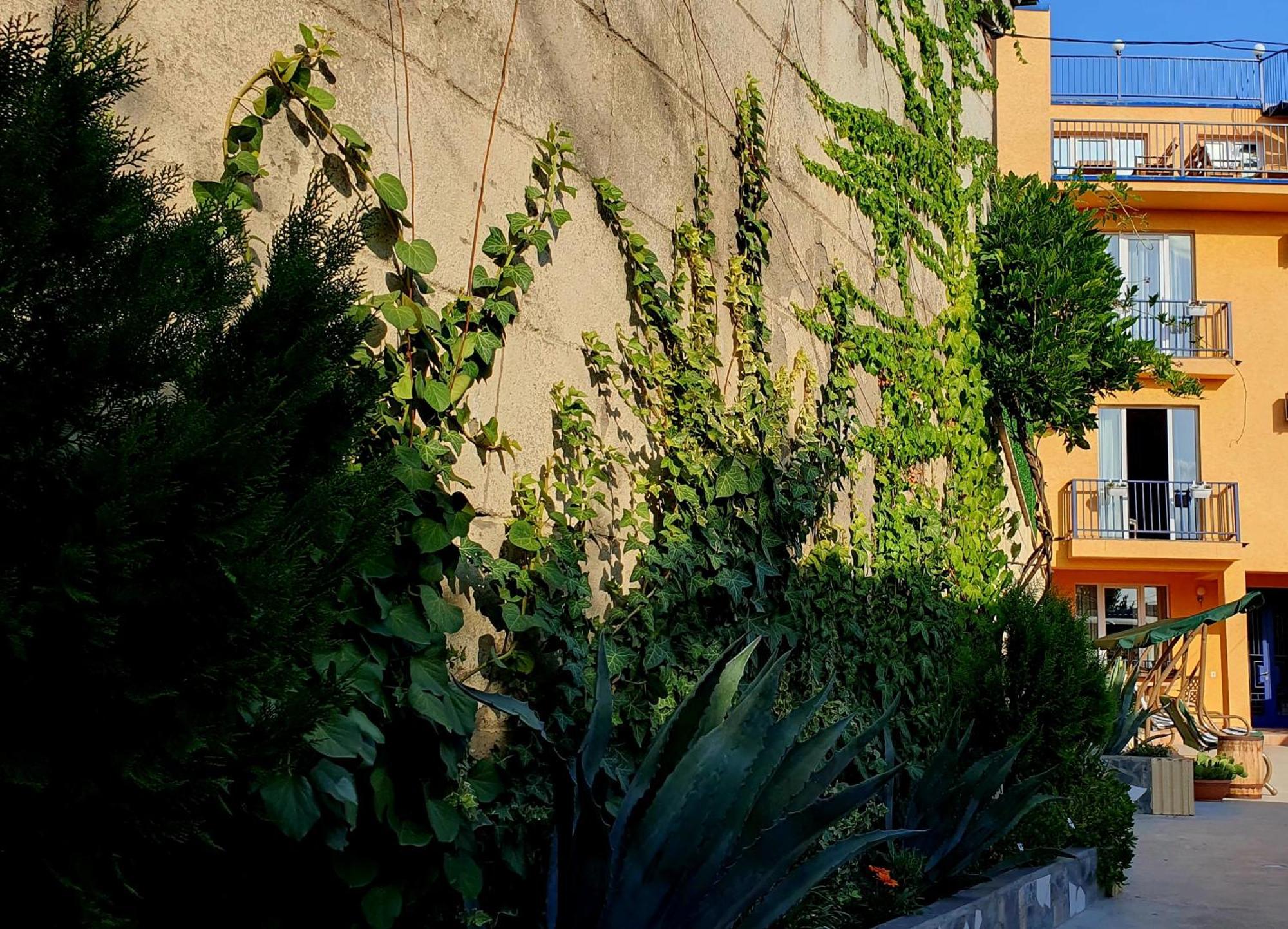 Hotel Hills In Old Tiflis Exterior foto